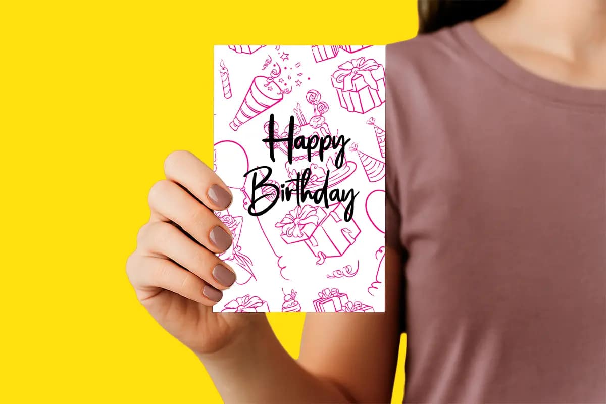 Carte cadeau d'anniversaire illustrée pour offrir une séance photo pour un animal de compagnie